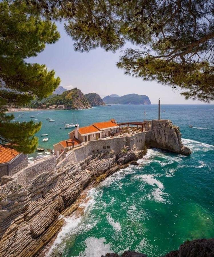 Apartments Teodora Obala Petrovac Exterior photo