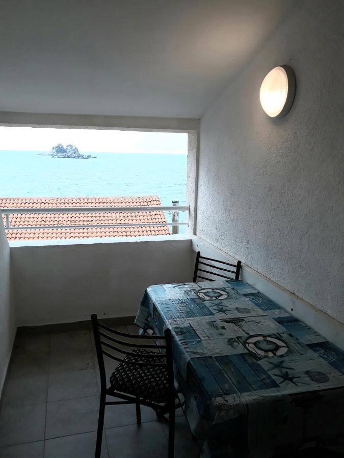 Apartments Teodora Obala Petrovac Exterior photo